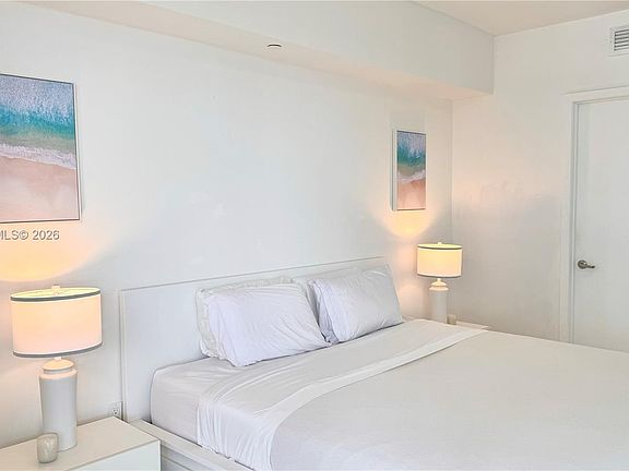 2nd image of 475 Brickell Ave APT 2512