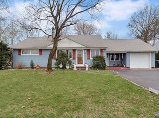 103 E Ridgewood Ave, Paramus, NJ 07652