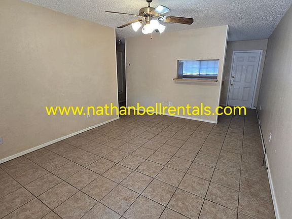 4th image of 1803 Clarksville St #11
