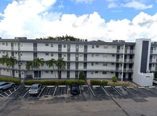 441 NE 195th St #412, Miami, FL 33179