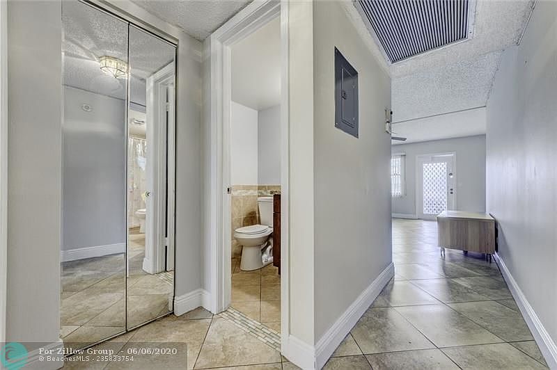 1st image of 1031 Ellesmere B #1031