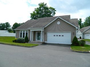 13 Dobson Commons Cir, Vernon, CT 06066