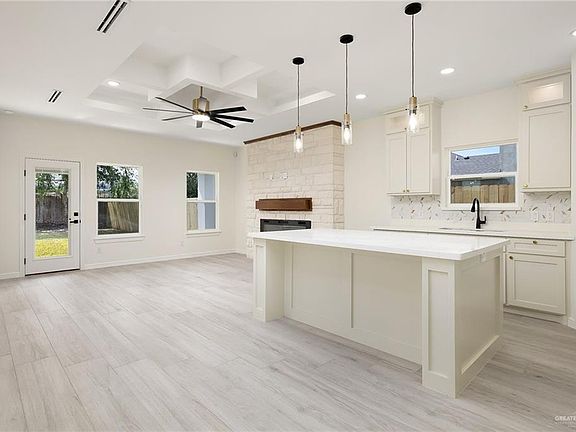 5th image of 5204 Shalom Dr