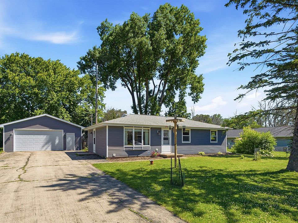 1st image of 2828 Acorn Rd