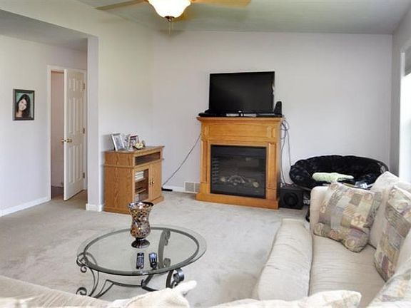 5th image of 1042 N 19th St