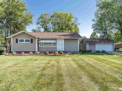 5519 Northwest Blvd, Davenport, IA, 52806