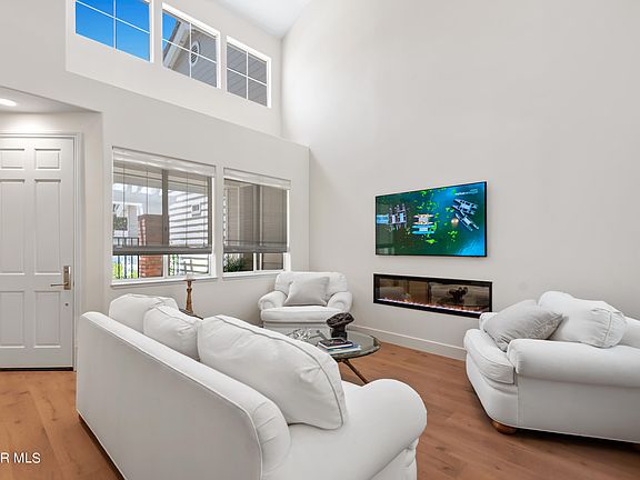 5th image of 1076 Westcreek Ln