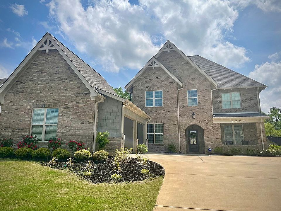 1st image of 6229 Clubhouse Way