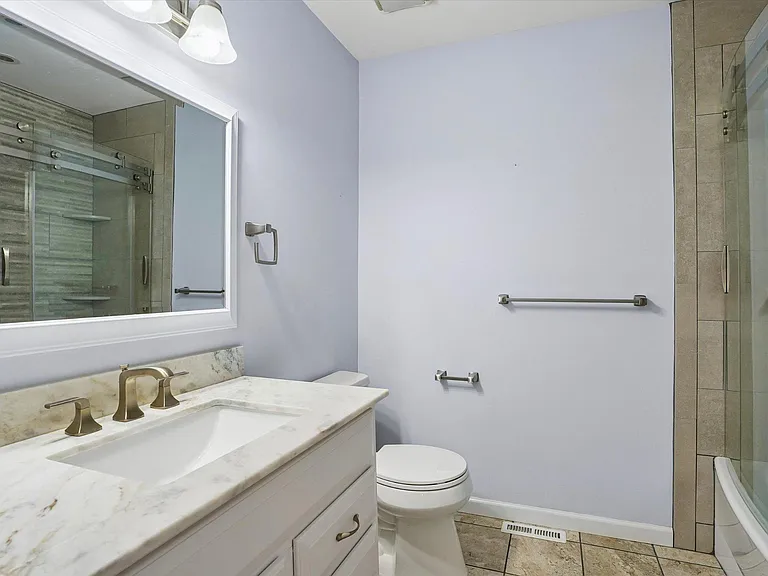 1604 Cotswald Ct #1604 — Photo 15