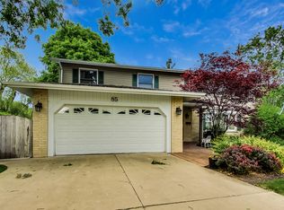 85 W King Arthur Ct, Palatine, IL 60067
