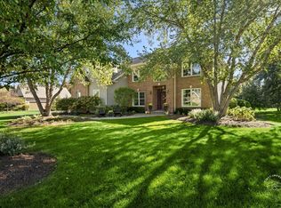 7N785 Cloverfield Rd, St Charles, IL 60175