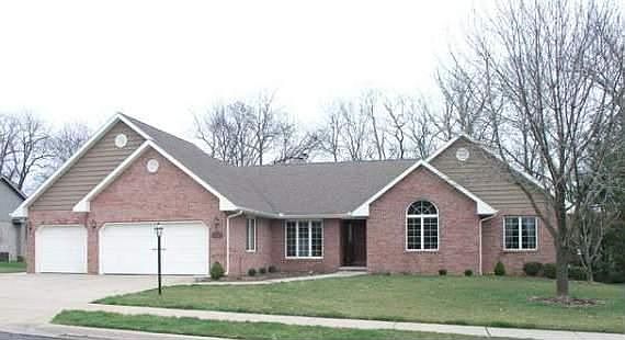 1st image of 6200 N Blackoak Ct