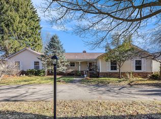 9494 Sashabaw Rd, Clarkston, MI 48348