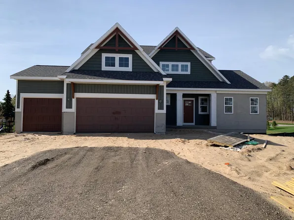 7870 Woodhurst Dr NE, Rockford, MI 49341