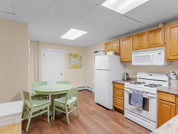 3rd image of 2209 15th St Unit 2