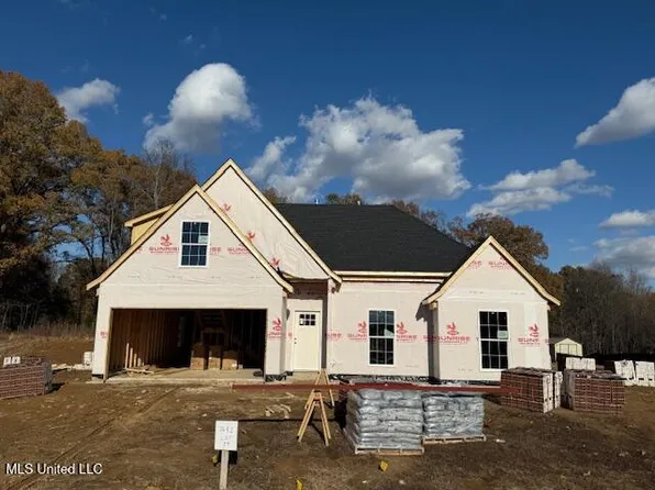 7652 Ridgefield Dr, Horn Lake, MS 38637