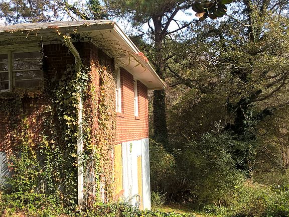 2nd image of 5596 Cypress Dr