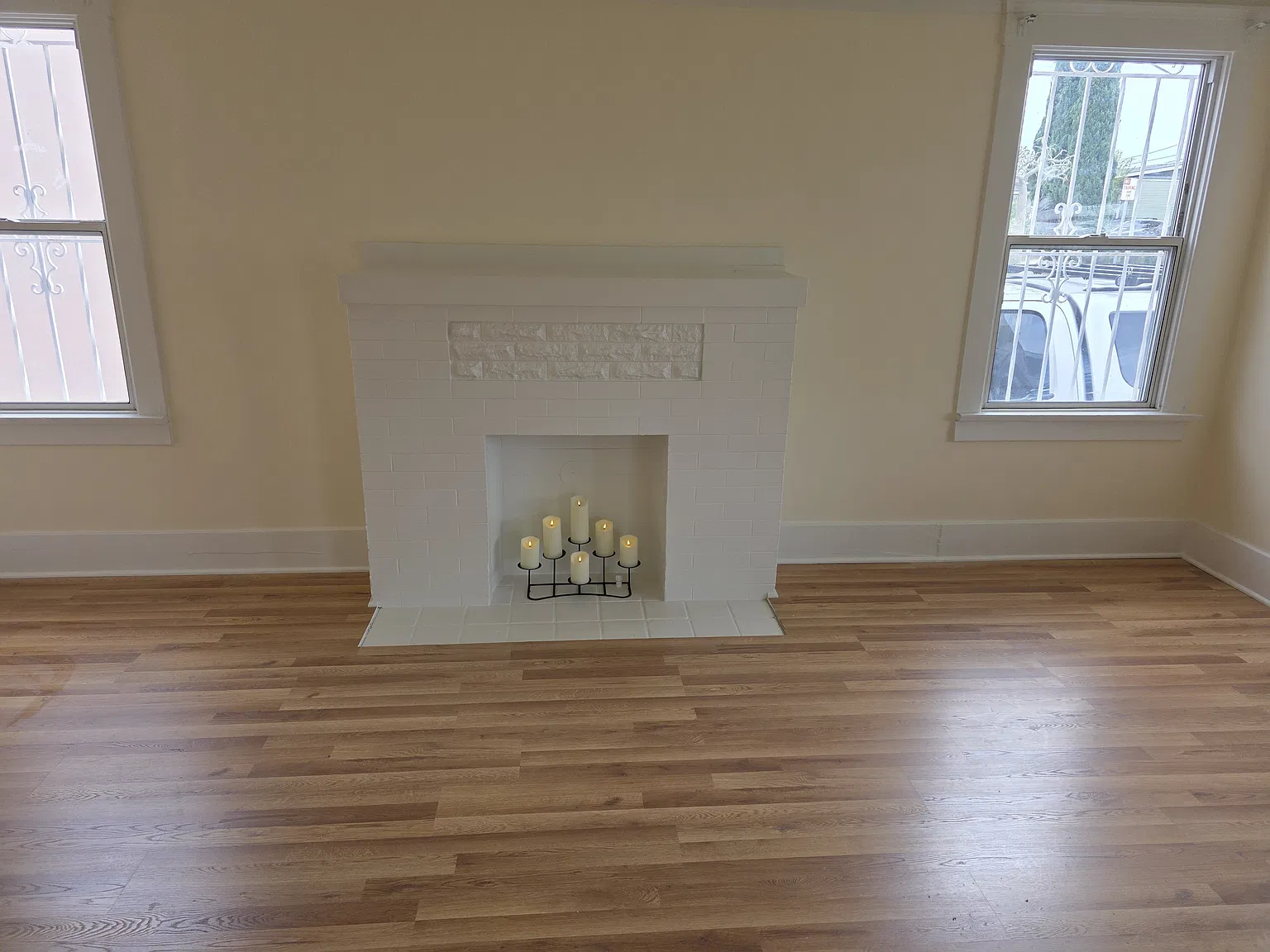 3 bed, 1130 sqft, $4,500 — Photo 3