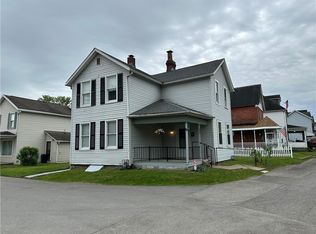 116 Riverside Dr, Ford City, PA 16226