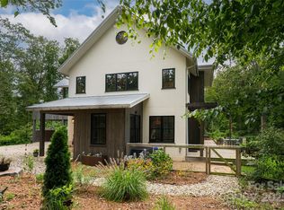 7 Bee Balm Way, Asheville, NC 28804