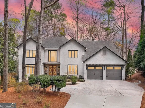 2270 Roxburgh Dr, Roswell, GA 30076