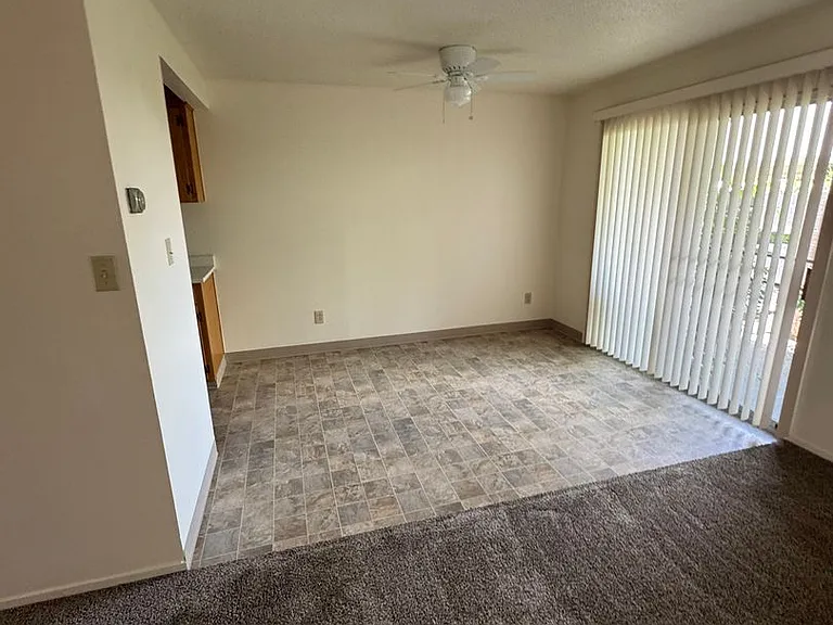 Walnut 409 W — Photo 7
