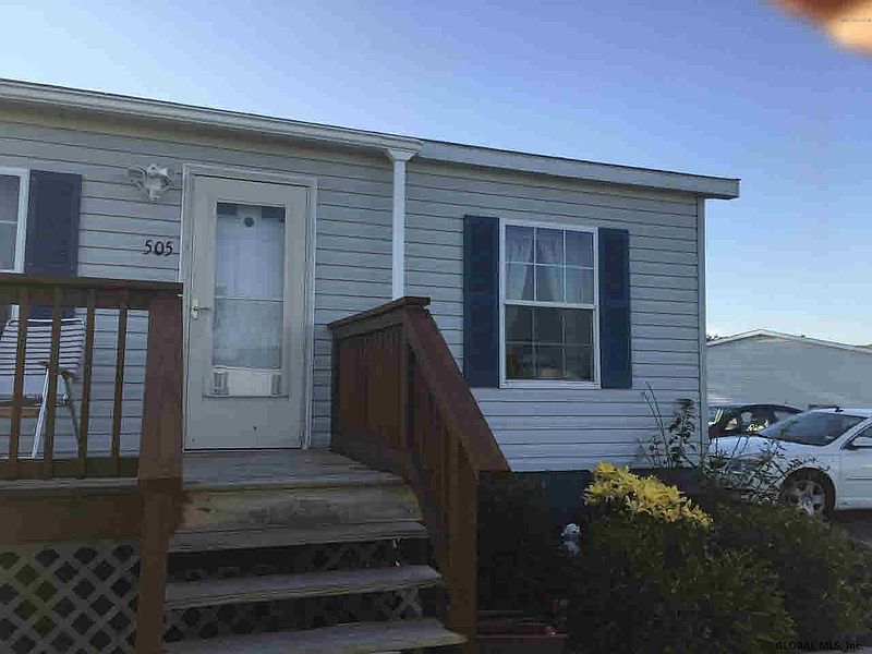 2nd image of 505 Drifting Ridge Road