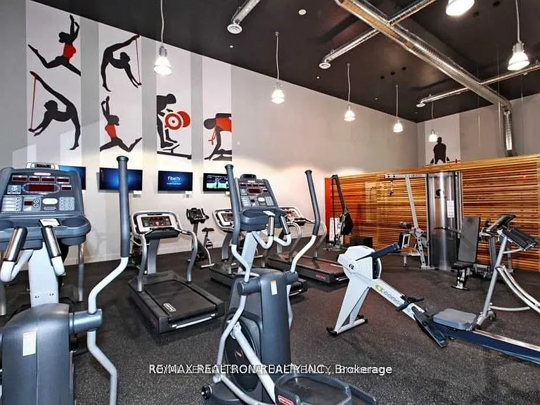 1030 King St W #1008 — Photo 11