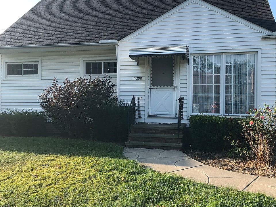 1st image of 12200 Woodward Blvd