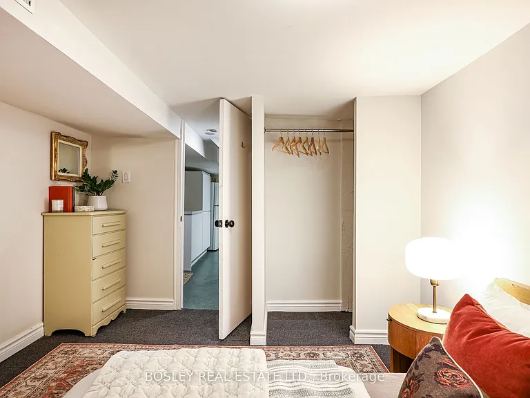 16 Hallam St #BASEMENT — Photo 12