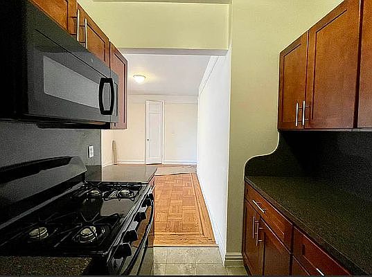 3rd image of 64-48 Booth St #4D