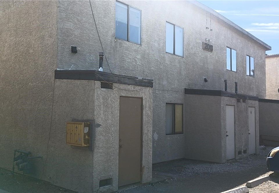 2nd image of 2013 Winwood St