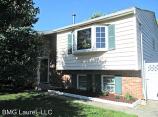 7743 Middlegate Ct, Pasadena, MD 21122