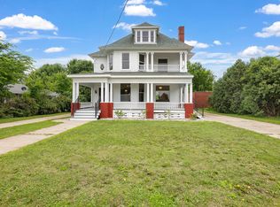 205 W Main St, Weyauwega, WI 54983