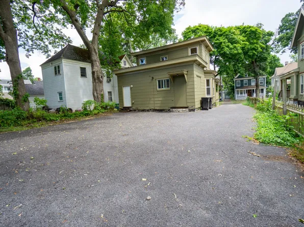 546 Columbus - Available August 1, 2027 - Beautiful 1st Floor Flat On Quiet Residential Street, 546 Columbus Ave, Syracuse, NY 13210