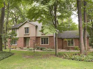 15934 Harwich Ct, Granger, IN 46530