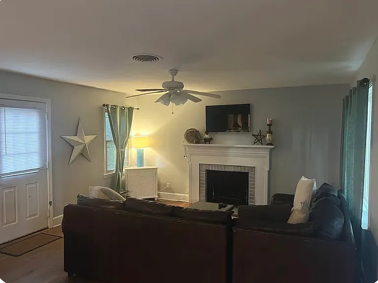 1309 Wendover Dr — Photo 1