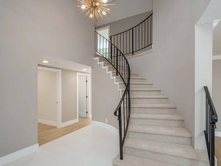 3577 Radcliffe Rd — Photo 8
