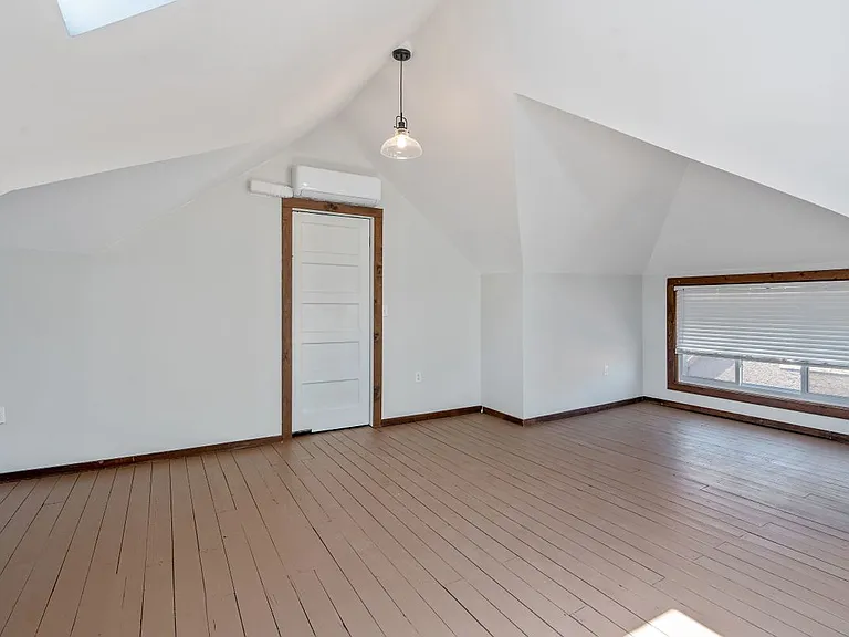 818 Maryland Ave — Photo 25