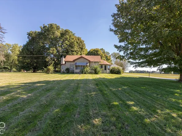 1255 N Franklin Rd, Greenwood, IN 46143