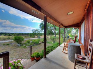 1035 Hollmig Ln, Fredericksbrg, TX 78624