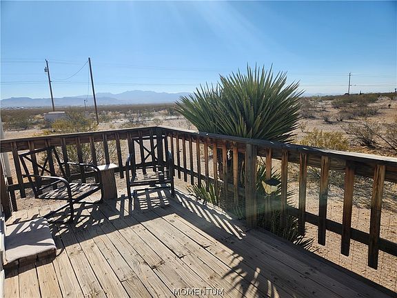 4th image of 709 S Estrella Road