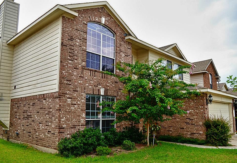Fantastic front elevation.