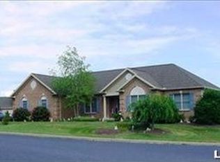 430 Deerfield Dr, Nazareth, PA 18064