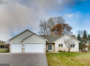 5665 Hytrail Ave N, Lake Elmo, MN 55042