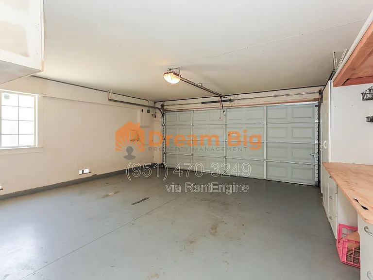 1493 Evergreen Ave — Photo 29