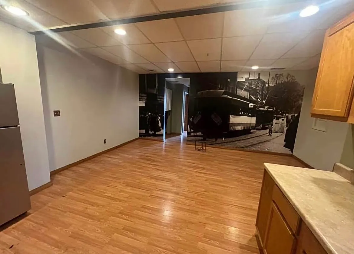 2 bed, $550 — Photo 1