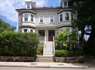 38 Green St #2, Boston, MA 02130