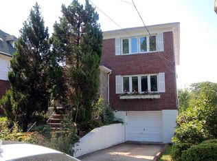 187-36 Wexford Ter, Jamaica, NY 11432