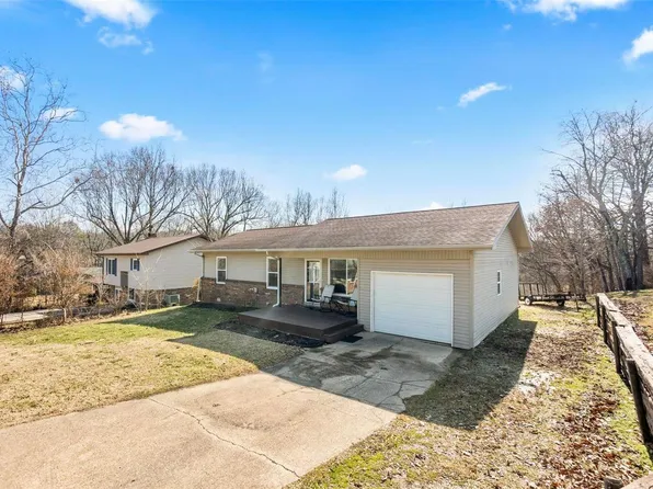 15368 Arrowhead Ln, Dexter, MO 63841